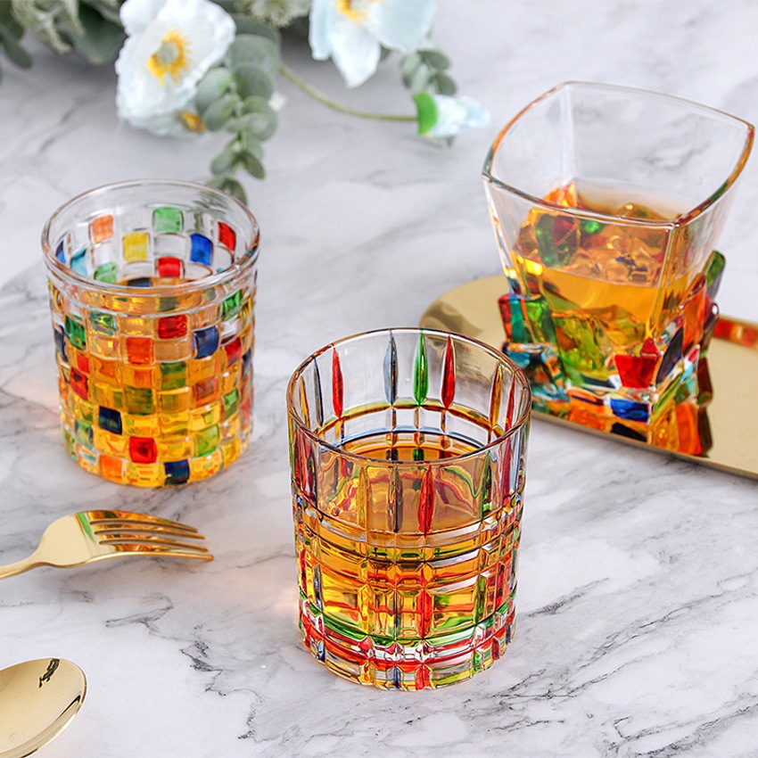 Vaso de cristal para dibujo de colores, vasos de whisky, cristal de diamante para Vodka, copas de vino, Bar, de Hotel,