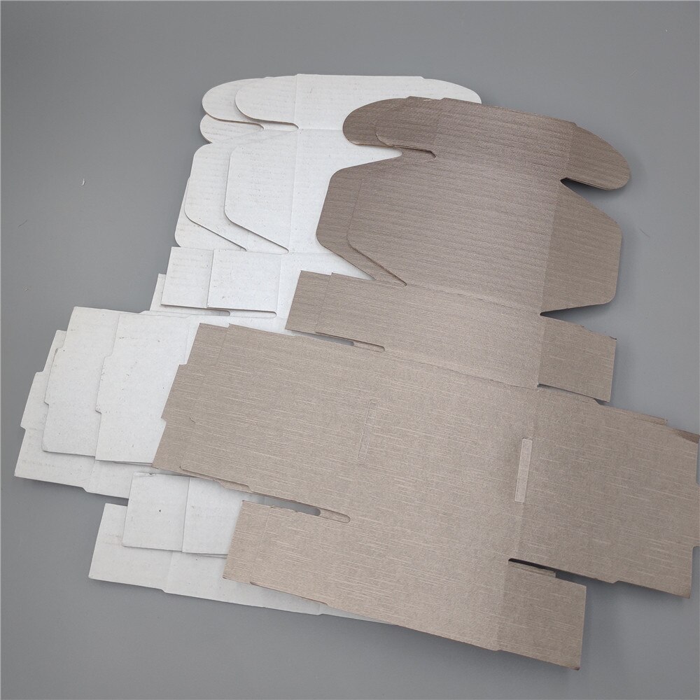 8*8*4cm 10pcs Metal brown corrugated paper boxes for mailing package square paper packaging boxes for postal