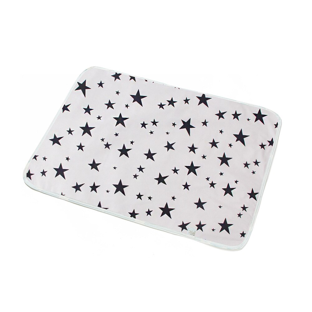 Reusable Baby Diaper Changing Foldable Washable Cover Travel Pad Mattress Cover Infants Portable Waterproof Floor Mats Cushion: 002