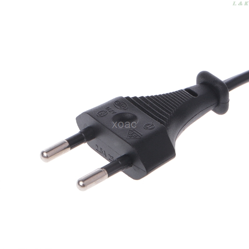 200W AC 220V to 110V Step Down Transformer Convert Travel Power EU Plug Adapter M13