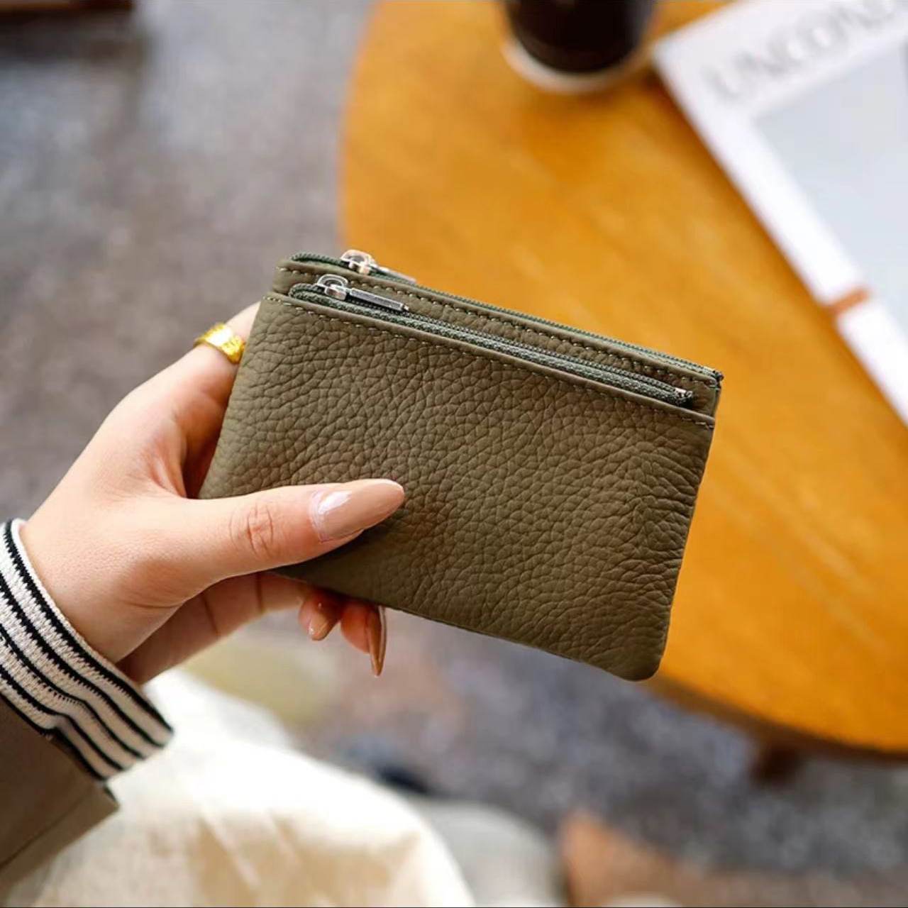 Women Small Wallet For Ladies Zipper Card Purse Key Storage Bag cowhide Short Wallet Female: Clear