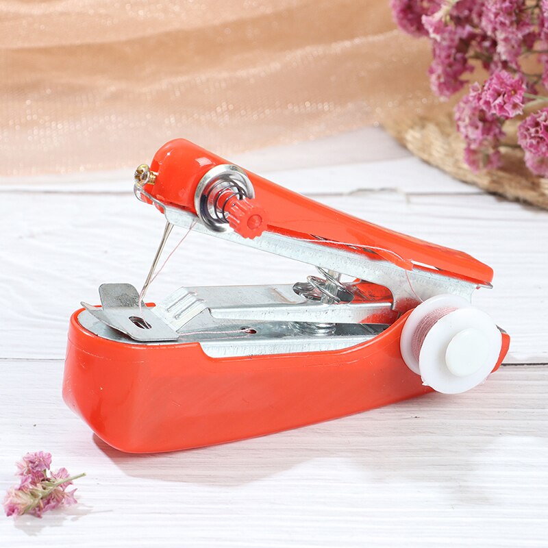 1 Pcs Portable Mini Manual Sewing Machine Simple Operation Sewing Needlework Tools: Red
