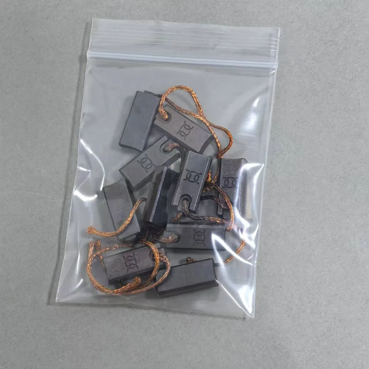 10 teile/los Auto Fenster Wischer Motor Motor Kupfer Carbon Pinsel 3*4*5*6*7*8*9*10*12*14*15*16*17*18mm Auto Teile: Rot