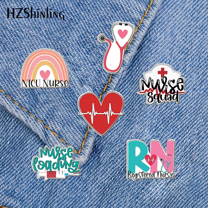 2023 nuova migliore infermiera di sempre spilla in acrilico RN infermiere spilla a farfalla epossidica spilla a farfalla fatta a mano