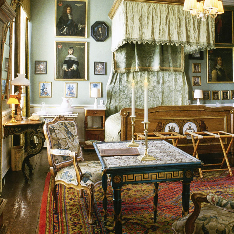 6 velas cónicas LED sin llama con luz amarilla parpadeante con interruptor de empuje, velas eléctricas para decoración de boda