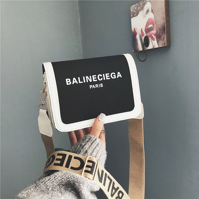 Women shoulder bag Wide Strap Shoulder Ladies Handbags Portable Canvas Square Messenger Bags Versatile Crossbody Bag