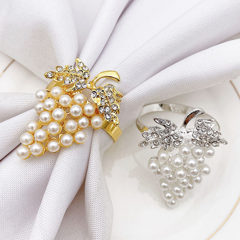 Grapes Napkin Rings with Glittering Imitation Diamond and Pearls Inlay Alloy Napkin Ring Holder