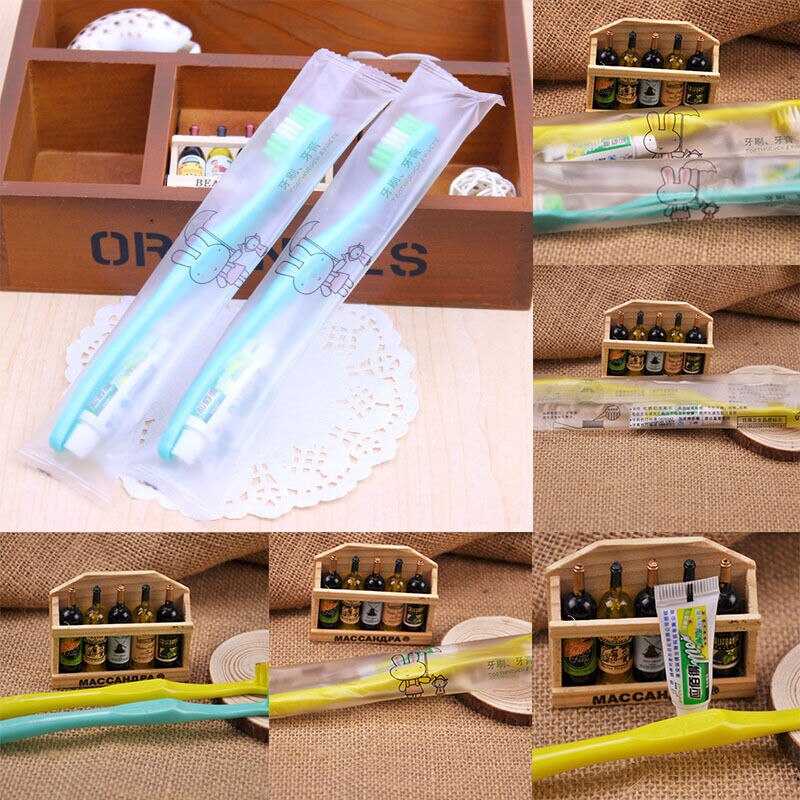 10pcs Travel Toothbrush and Toothpaste Set Hotel Disposable Toothbrush Kit (Mixed Colors)