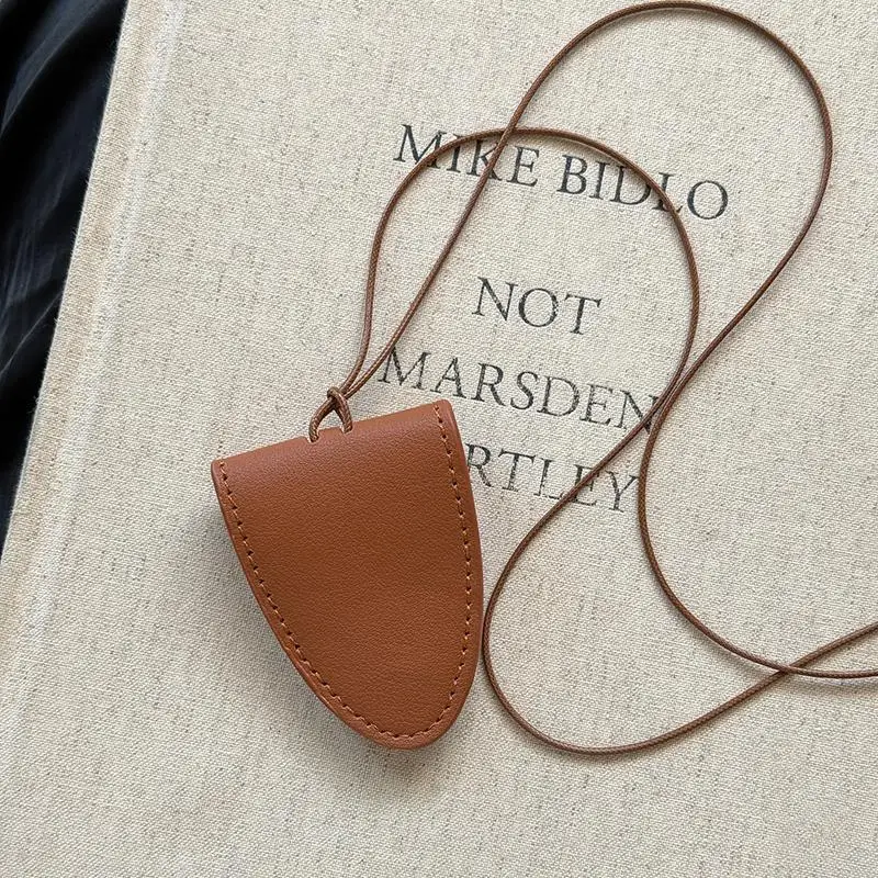 Brillen opbergtas hanger unisex lederen hoes zonnebril sleutelhoes doos ketting lezen draagbare kleurrijke tas ketting: Rood-Bruin