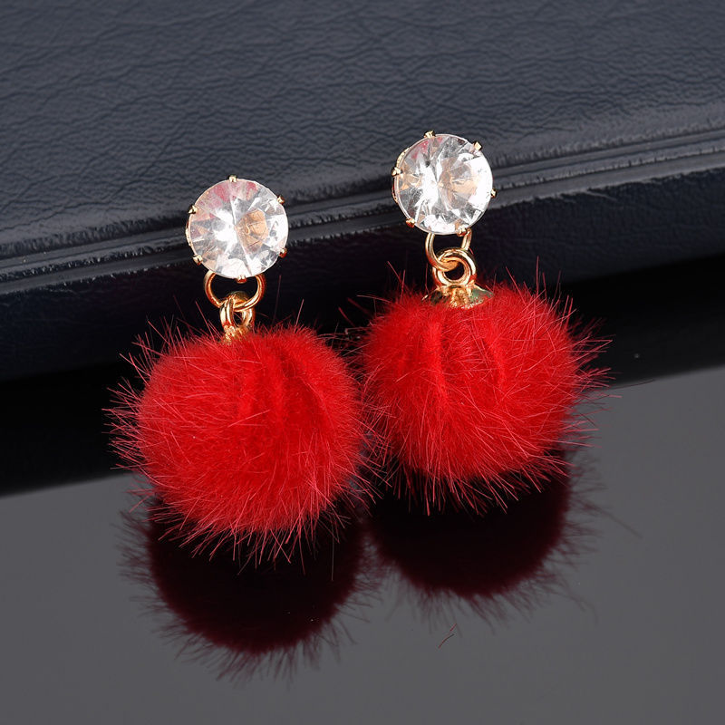 Pendiente colgante de bola de pelo dulce coreano para mujer, joyería de cristal rosa y rojo, personalidad femenina, Brincos de piel de felpa rosa Simple