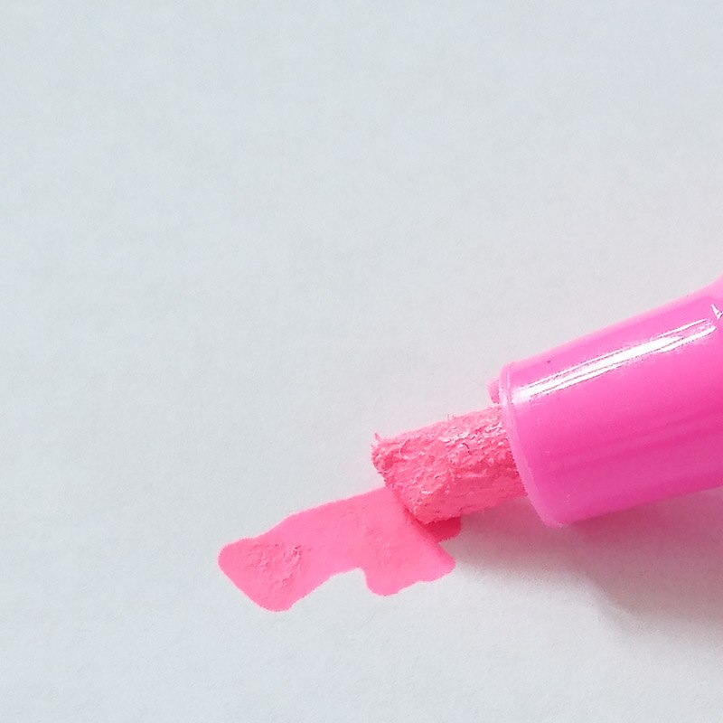 1 set Plastic Queen Bee Marking Cage and Bee Marker Pen Marker Bottle with Plunger Capture Queen Beekeeping Equipment: cage and pink