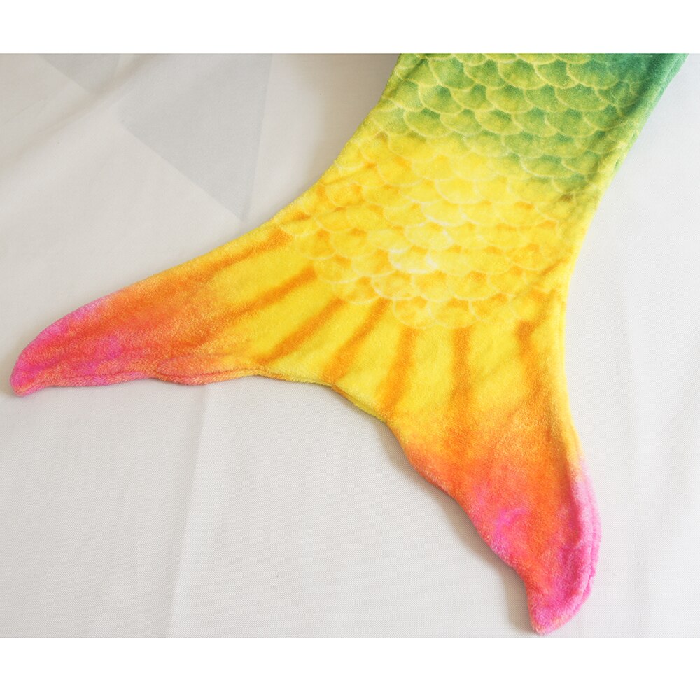 Cartoon Beauty Colorful Mermaid Fish Tail Blanket Winter Soft Flannel for Parent-child Fish Scale Pattern Sofa Throw