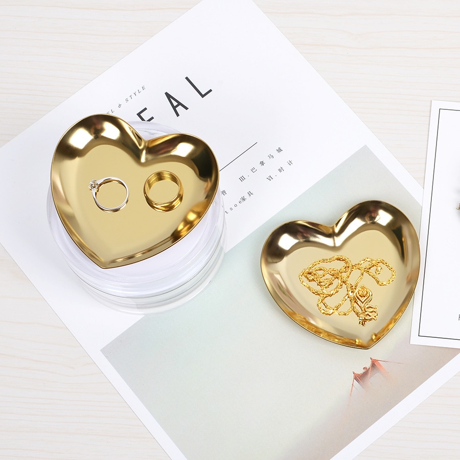 Plaque à bijoux en forme de coeur nordique Ins or bijoux anneau plateau métal bijoux stockage présentoir décoratif amour plaque