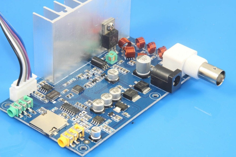 Assembled 5W-7w FM Transmitter Radio Station PLL Stereo Digital frequency + lcd Digital Display adjustable volume