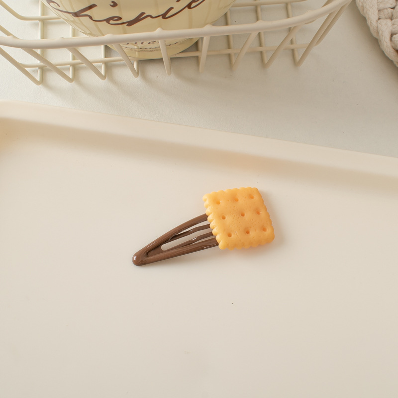 Cute Baking Biscuit Hair Clip Girl's Heart Butterfly Knot Hairpin Clip Hair Clip Korean Edition Fun Simulation Hair Accessories: GRAY