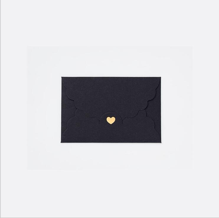 50pcs 10.5*7cm Pearlescent Kraft Paper Love Heart Envelope Mini Card Envelope Romantic Love Letter Paper Envelope: black