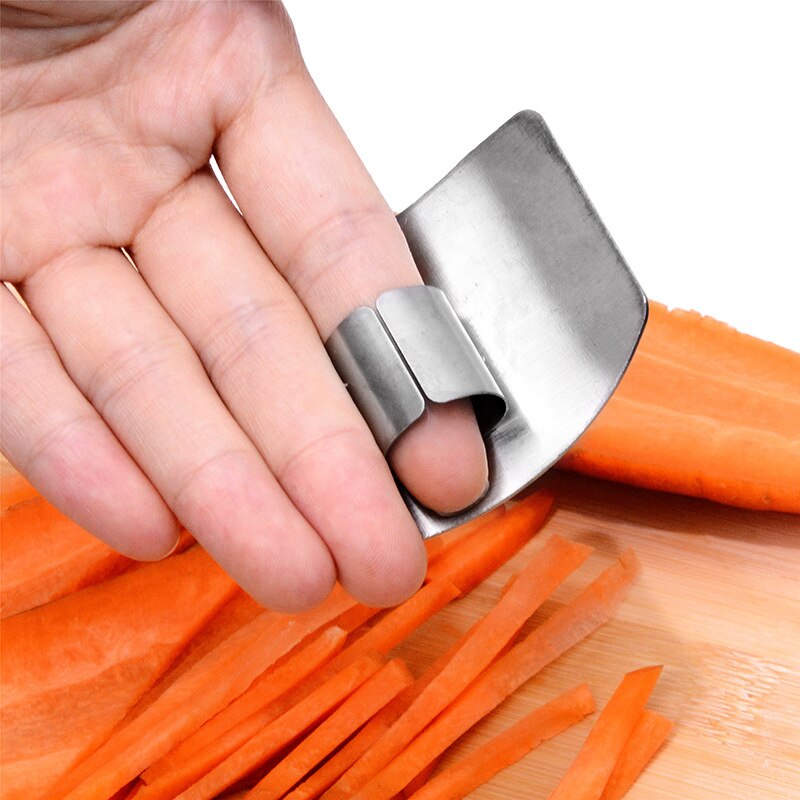 Kitchen stainless steel cut-off device, cutting vegetable hand guard, finger guard, anti-cutting hand cutting aid