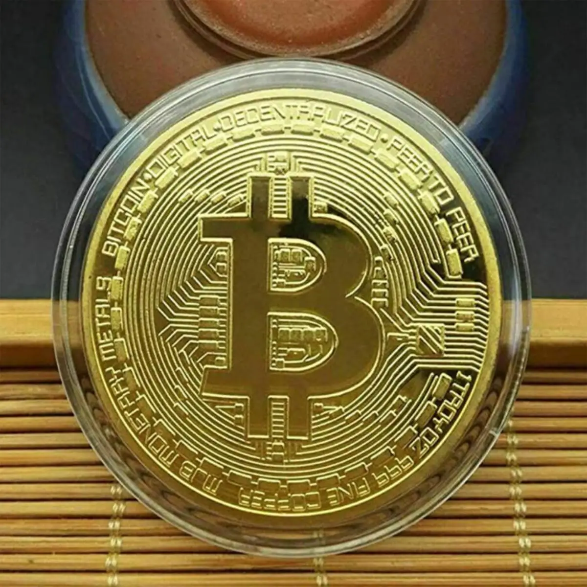 Gold Plated Bitcoin Coin Collectible Art Collection Physical Commemorative Casascius Metal Antique Imitation Happy Birthday: Default Title