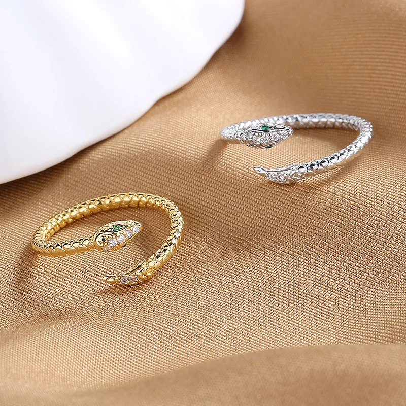 Anillos de serpiente de acero inoxidable para mujeres y hombres, anillo de circón ajustable abierto de Color dorado, joyería estética gótica Vintage, anillos para mujer
