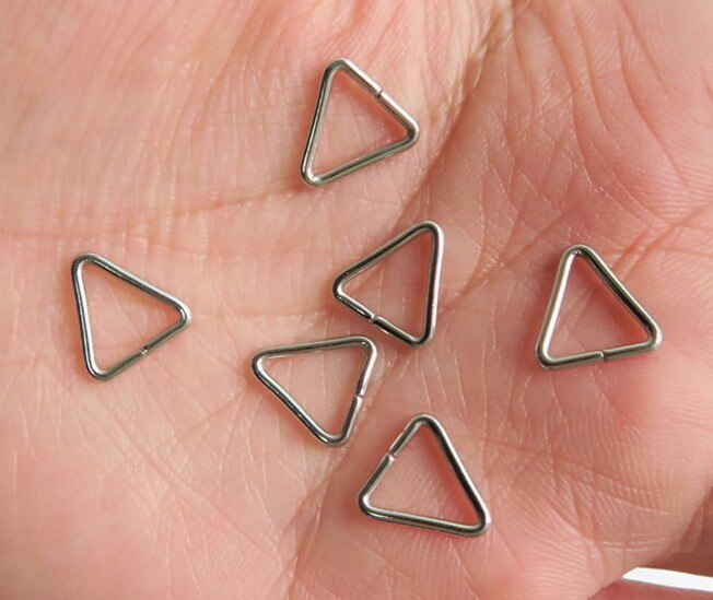 100pcs Hypoallergenic Stainless Steel 0.7x6 0.8x7 1x8 1.2x10mm Triangle Jump Ring Connector for DIY Jewelry Making Finding Craft