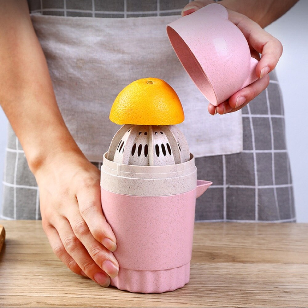 Manual Juicing Cup Juicer Press Hand Portable Lemons Orange Kitchen Home Student Dormitory Cartoon Mini Juicing Equipment