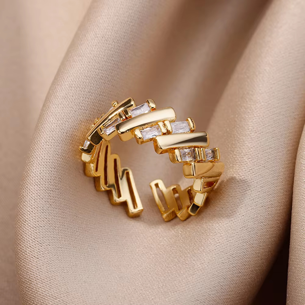 Anillos geométricos de circón de lujo para mujer, anillo abierto de acero inoxidable de Color dorado, joyería estética para de boda a la , para mujer: Oro