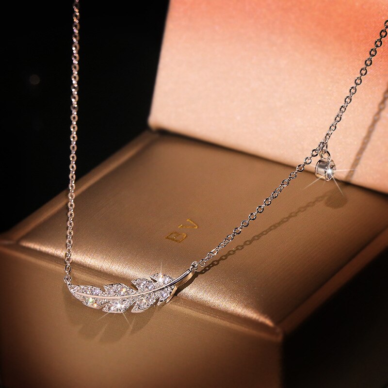 Exquisite Bohemian Feather Pendant Female Necklace AAA Zircon Collar Necklace Statement Wedding Jewelry Clavicle Chain