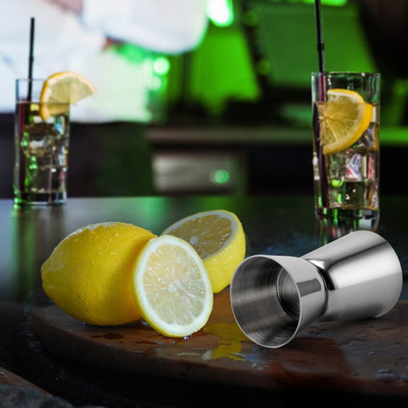 Cocktail Making Set Cocktail Shaker Stainless Steel Cocktail Mixing Kit With Bamboo Display Stand 750ml