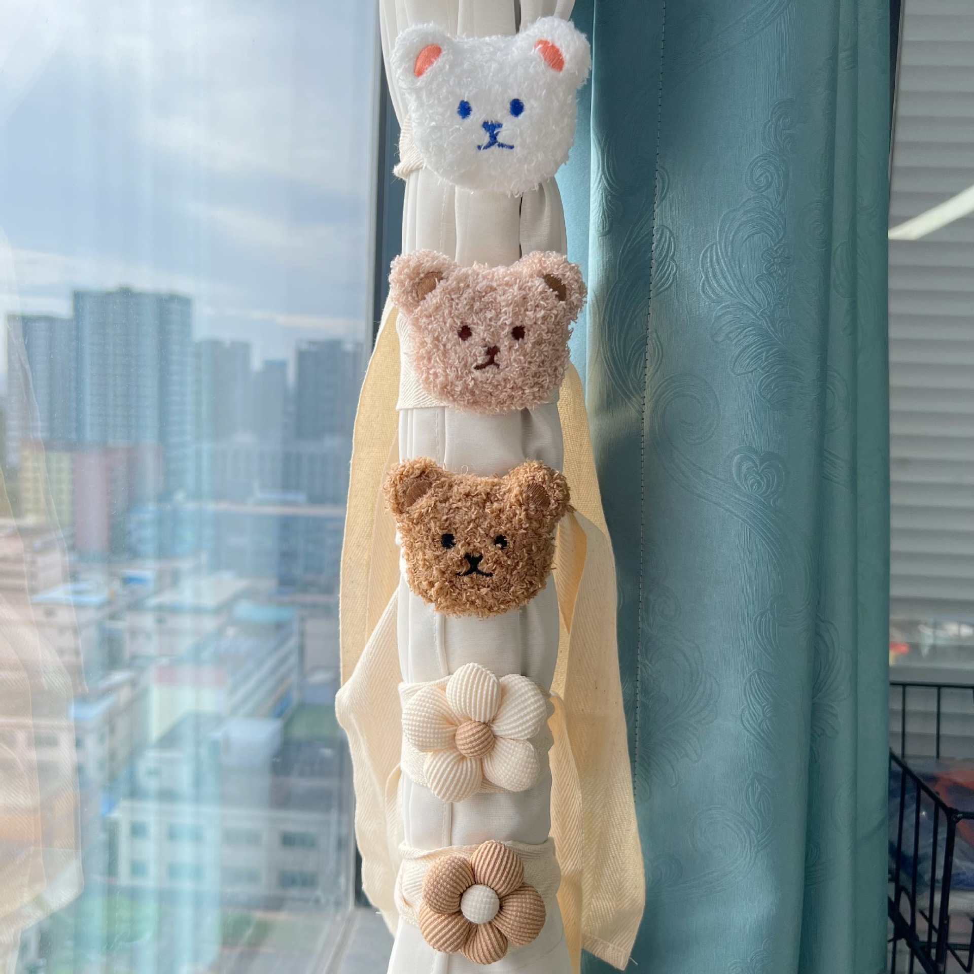 Rideau à fleurs ours Kawaii, boucle suspendue, accessoires de rideau, décoration de maison, corde à cravate