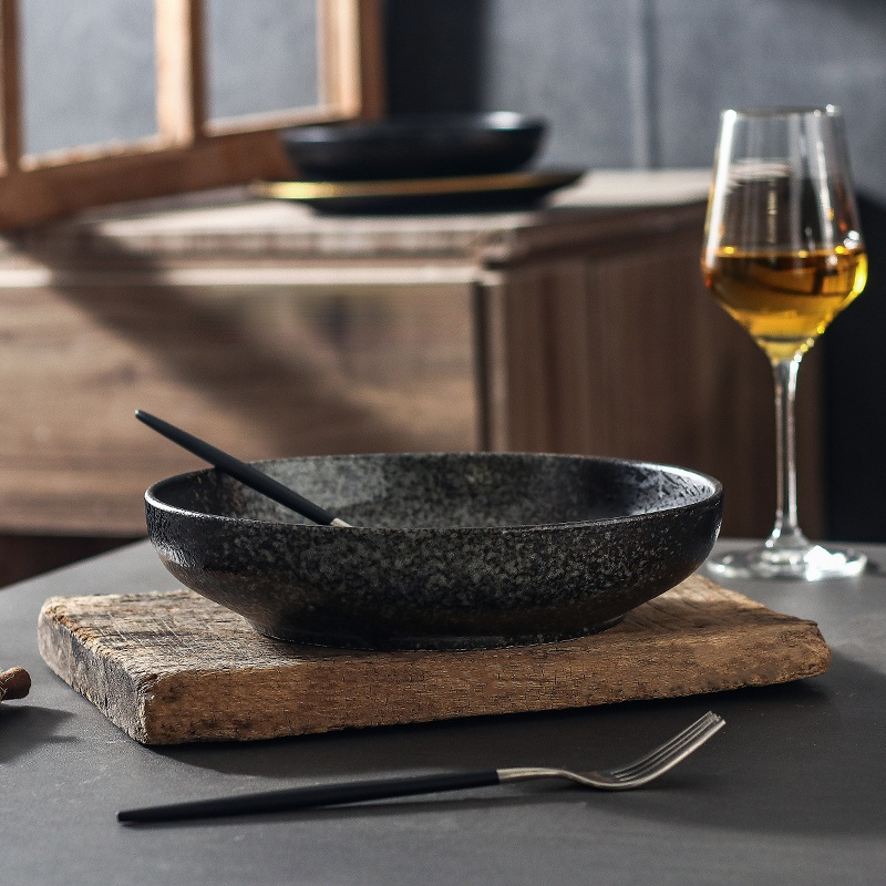 Plato de cerámica redondo negro mate, Platos poco profundos de alta gama para restaurante, plato occidental para carne, cocina, fruta, ensalada, Sushi, vajilla