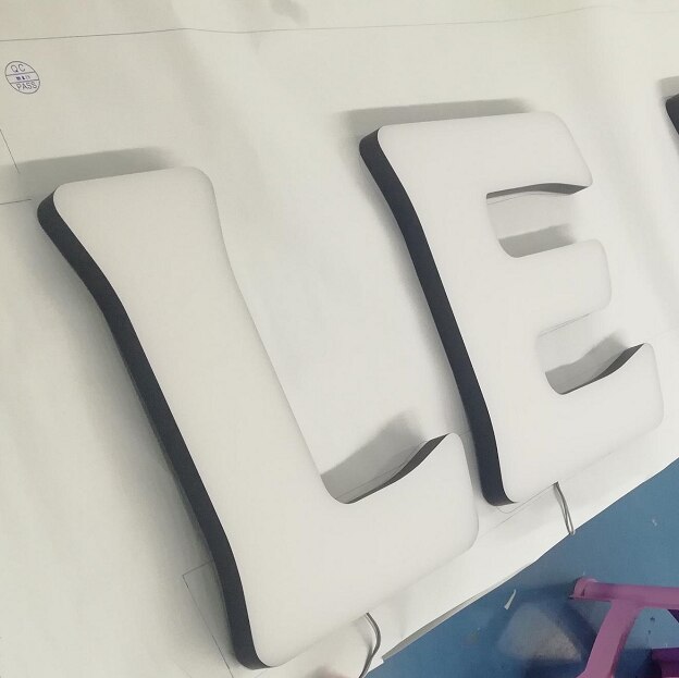 Économie d'énergie avant allumé acrylique lettre 3D LED visage allumé belle signalisation étanche pour la publicité