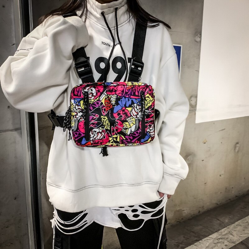 Streetwear Taktische Brust Anlage Taschen Männer Graffiti Rechteck Brust Tasche Weibliche Trend Straße Funktionale Weste Hüfte hüpfen Männlichen fanny Pack