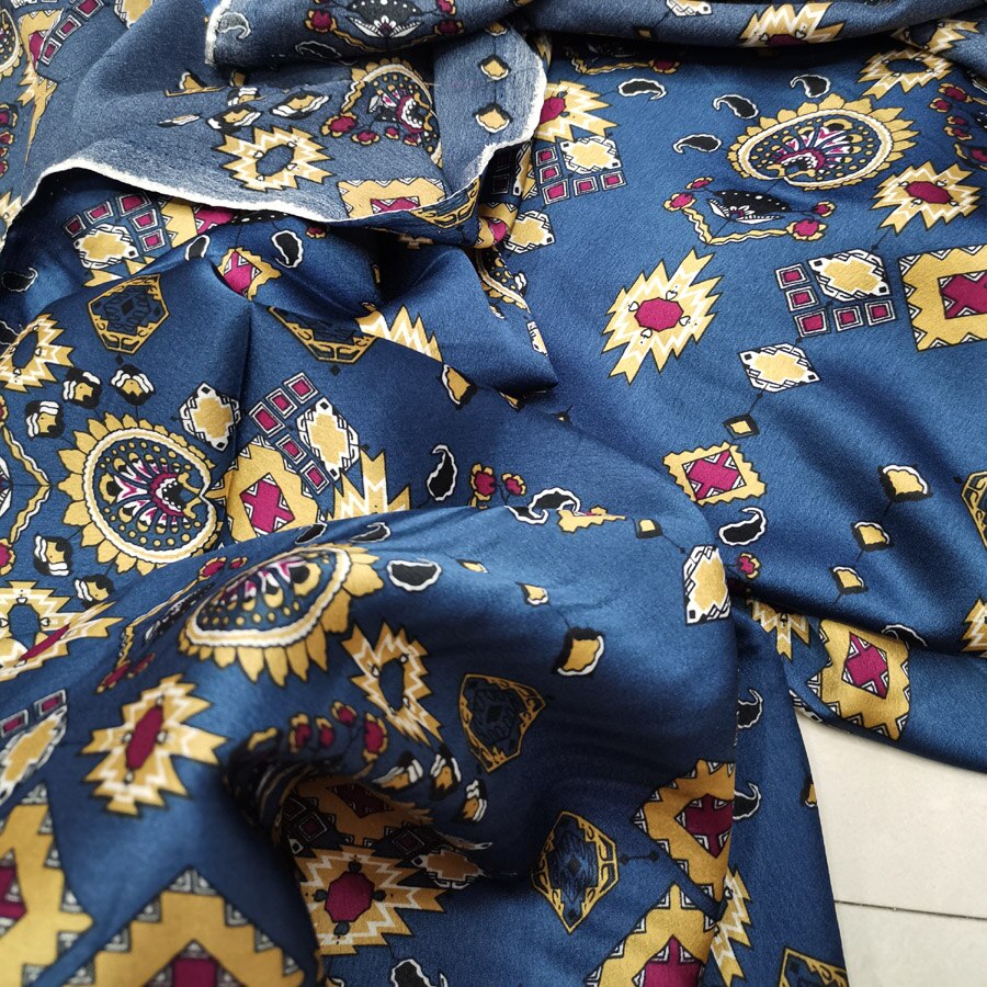 Etnisk kjole satin retro print bluse stof crepe satin slippe blød diy sy håndværk materiale blankt pyjamas stof håndværk: 4 blå