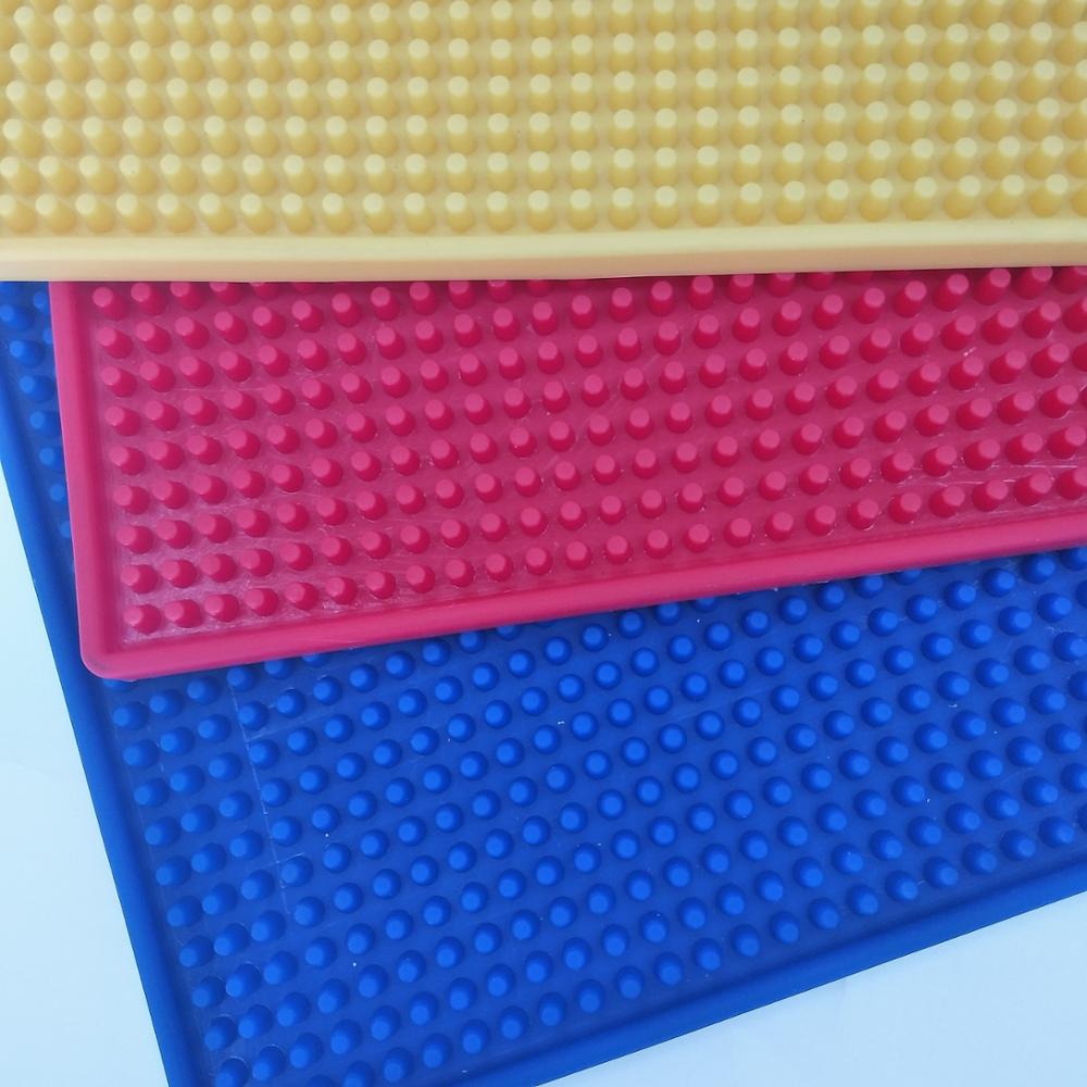OEM service soft eco-friendly silicone PVC rubber bar mat