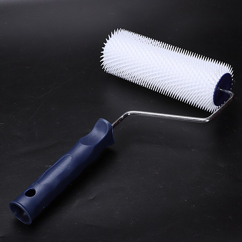 7" plastic handle Spiked Roller