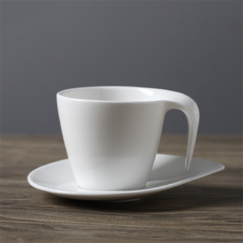European Ceramic Minimalist Coffee Cup with Saucer Set White Porcelain Afternoon Teacup Latte Cappuccino Mug Drinkware: I