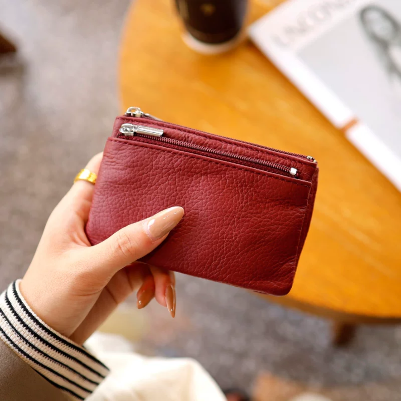 Women Small Wallet For Ladies Zipper Card Purse Key Storage Bag cowhide Short Wallet Female: Beige