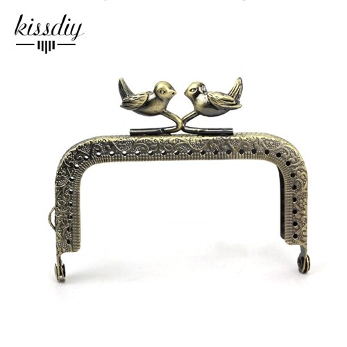 Kissdiy 3 Stks/partij Reliëf Brons Vintage Metal Purse Frame Vogel Kus Sluiting Handvat Diy Tas Accessoires: 8.5cm square