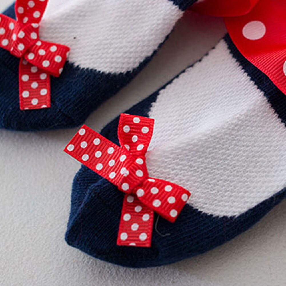 1 paar katoenen prinsessensokken met stippenprint en strik voor babymeisjes, herfst/winter antislip katoenen prinsessensokken