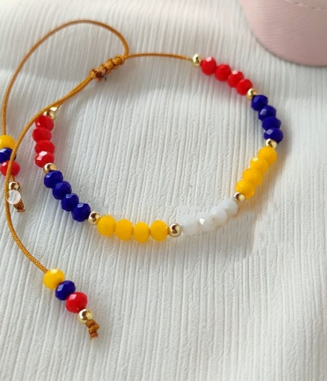 handmade Venezuela beaded bracelet, Venezuelan jewelry: Rust Red