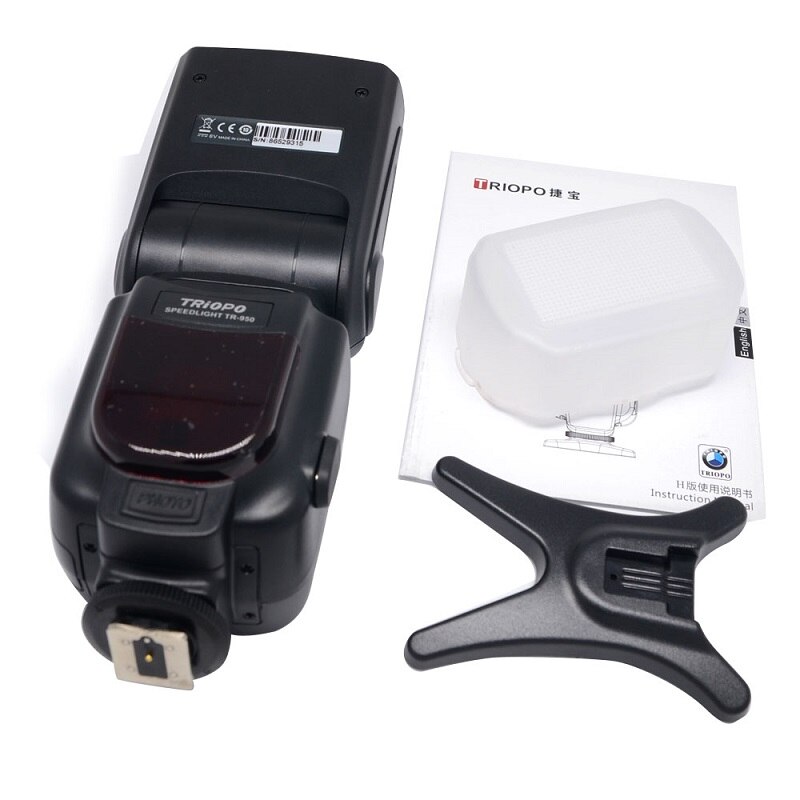 Triopo TR-950 Flash Speedlite for Nikon DSLR Camera D7100 D3100 D5300 D5200 D5100 D3200 D700 + 2.4G Wireless Remote Trigger