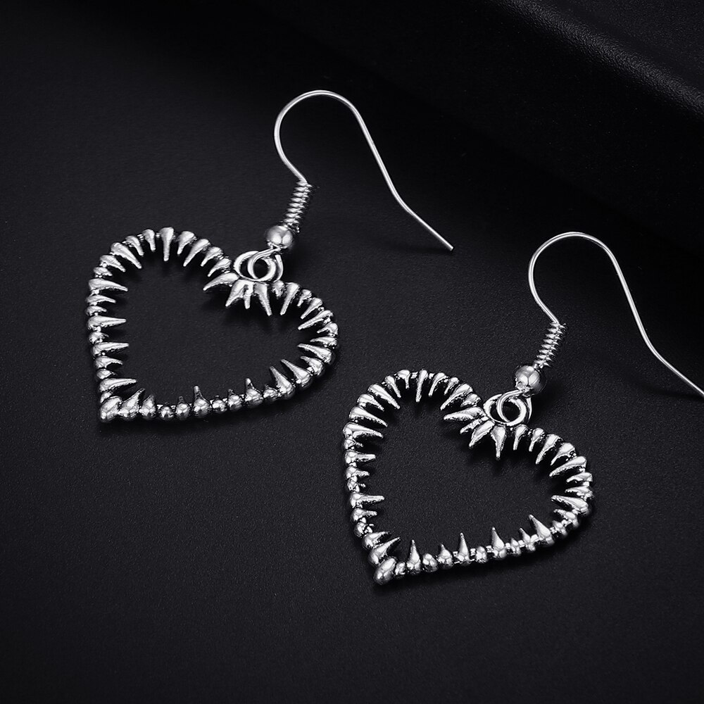 Trendy Vintage Prikkeldraad Heart Shape Dangle Oud Zilver Oorbellen Voor Vrouwen Meisje Retro Oorbellen Leuke Oorbel Sieraden