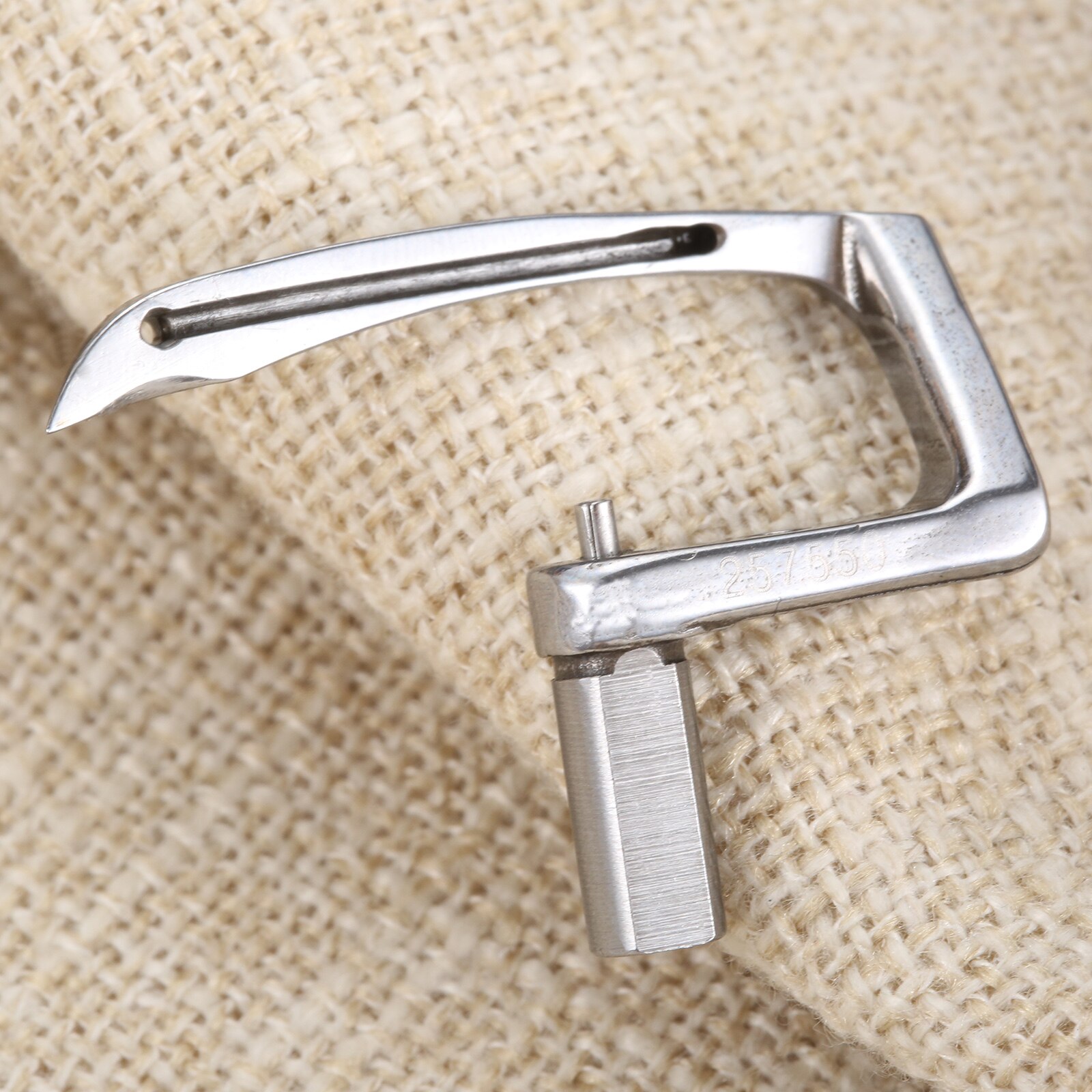 Industrial Coverstitch Sewing Machine Looper Part #257550 for Pegasus W500 Series and Willcox &amp; Gibbs Industrial Sewing Machines