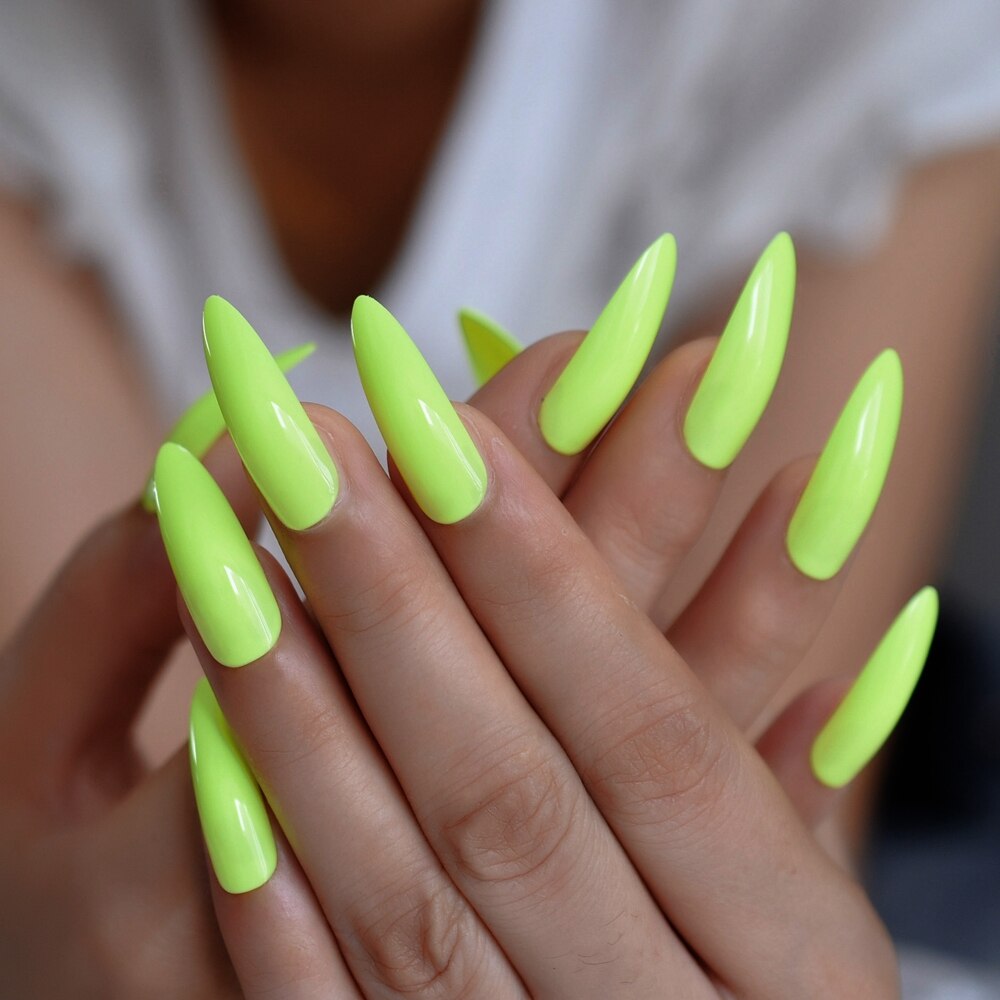 extra Lange Neon- Grün Gefälschte NäGel Super Stilett Gebogene Drücken Sie Auf FingernäGel UV Gel Polnischen Startseite Glossry Sommer Nagel Tipps 24