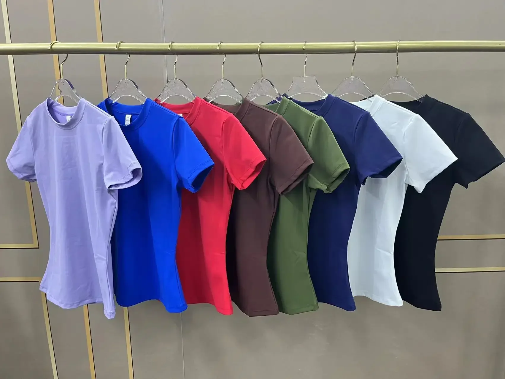 Kompressionströja dam t-shirt sportkläder dam gymtopp yogakläder träningskläder röd svart vit marinblå kaffe