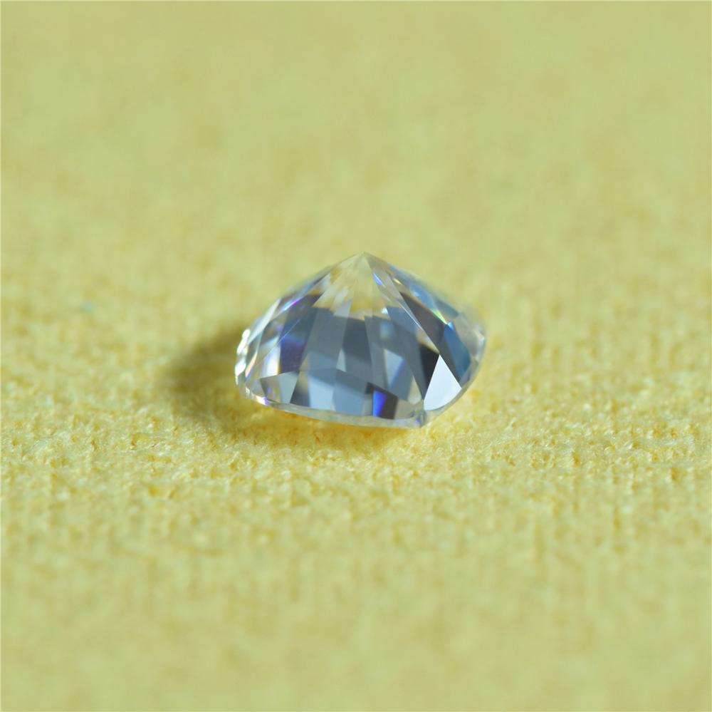 4.0x4.0mm Kussen Cut Loose Moissanite Stenen met super witte kleur VVS duidelijkheid