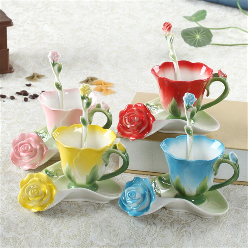 Creatieve Mode 3D Rose Vorm Bloem Emaille Keramische Koffie Thee Kop En Schotel Lepel Set Porselein Water Cup Valentijnsdag