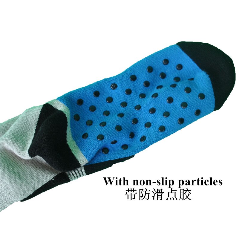1 par anti-slip gummiförtjockning barnskidstrumpor 2 färger
