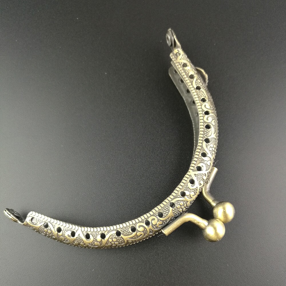 20PCS Smooth Coin Purse Frames 8.5cm Silver Purse Metal Frame Kiss Clasp DIY Sew Bags Clutch Accessories Sewing Handbag Handle