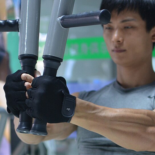 Guantes de gimnasio para levantamiento de pesas y Crossfit para hombre y mujer, guantes deportivos de medio dedo para hacer ejercicio, antideslizantes